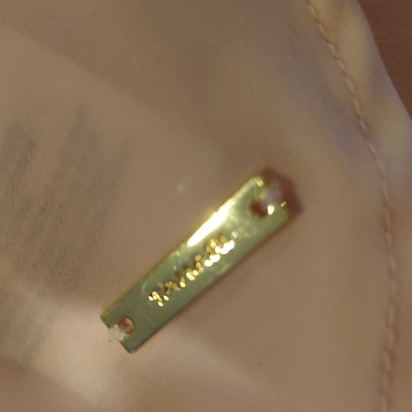 Top - Picture 6 of 7